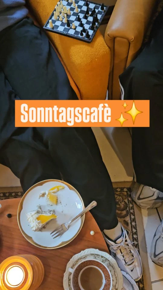 Das erste Sonntagscafè war ganz gemütlich. Draußen hat es geregnet, aber hier wurde gebastelt, Kuchen gegessen, geschnattert und gespielt. Ab jetzt immer sonntags! ❤️‍🔥

#kahla #kahrola