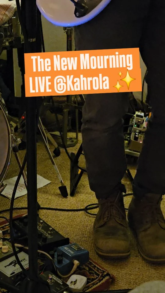 Danke für diesen gemütlichen und gefühlvollen Abend @thenewmourning in Kahla! ✨️
Wir freuen uns wirklich sehr, dass wir die Möglichkeit haben, in der Kahrola Konzerte zu veranstalten und ein bisschen zur Belebung der Innenstadt beitragen können. 
Schön, dass ihr da wart und den weiten Weg auf Euch genommen habt! 

Danke an die Technik: @ebbe.vt 🔥